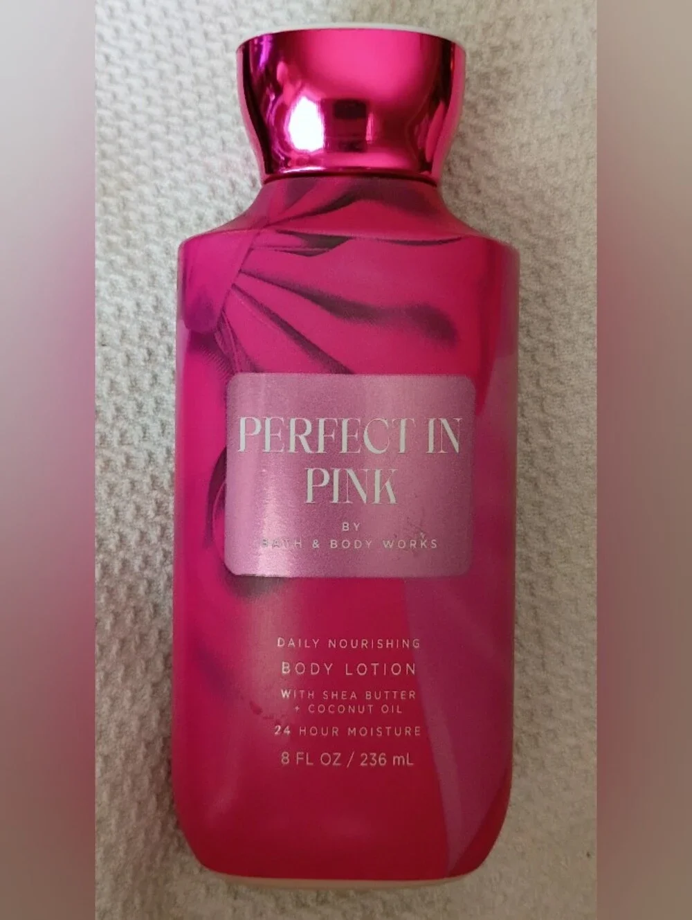 Bath & Body Works Perfect in Pink Body Lotion - Hot Pink